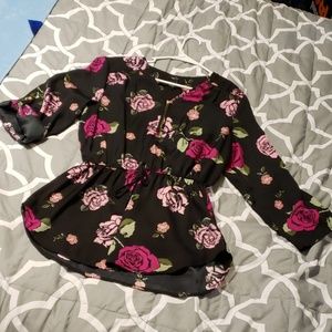 Rue21 top, size Large